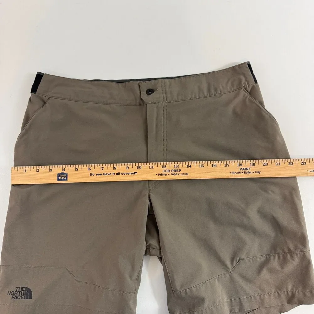 The North Face Men's Paramount Active Hiking Shorts Taupe - Size 38